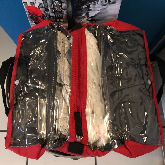 🎁 NWOT 3 Compartments Travel & 💄Bag - Picture 4 of 6